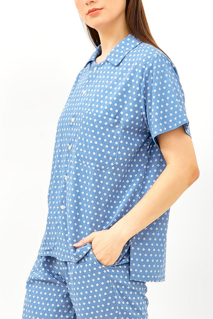 Dali Unisex Relax Top in Sky Bijou