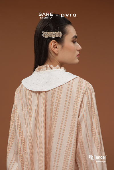 Pagai Long Sleeves Top in Sand Woven