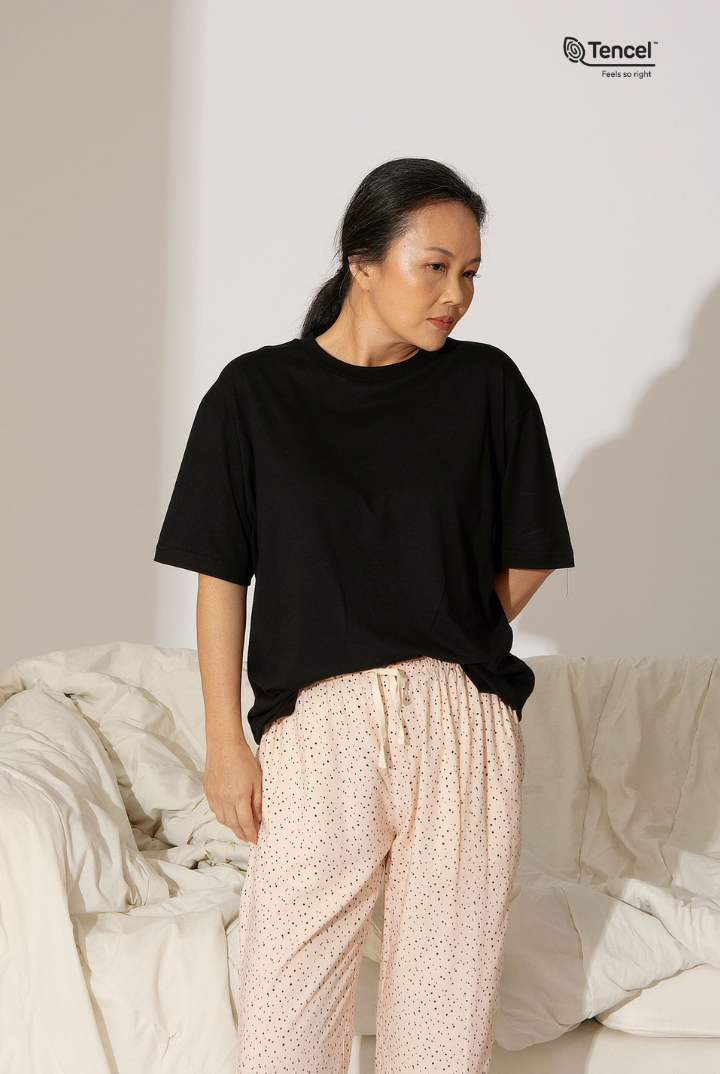 Bajo Unisex T-shirt in Black