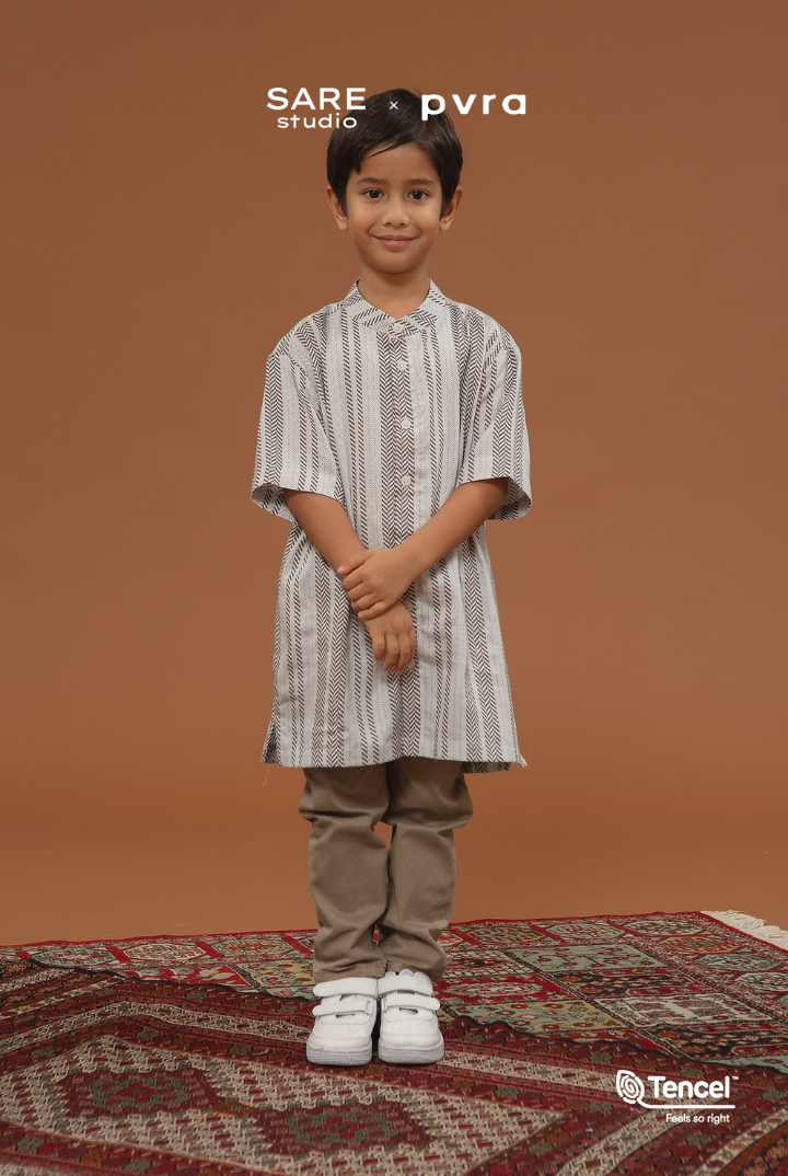 Buji Kids Stand Collar Shirt in Stone Woven