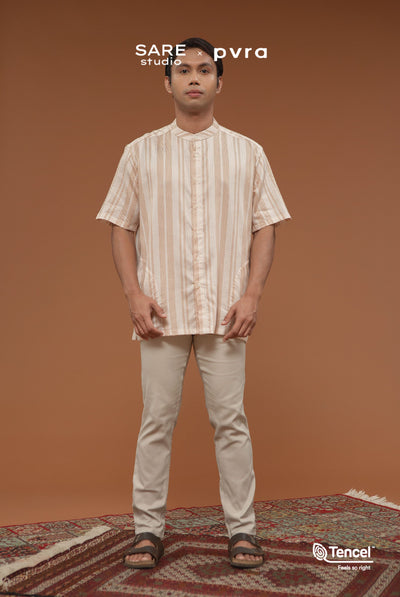 Paso Stand Collar Shirt in Sand Woven