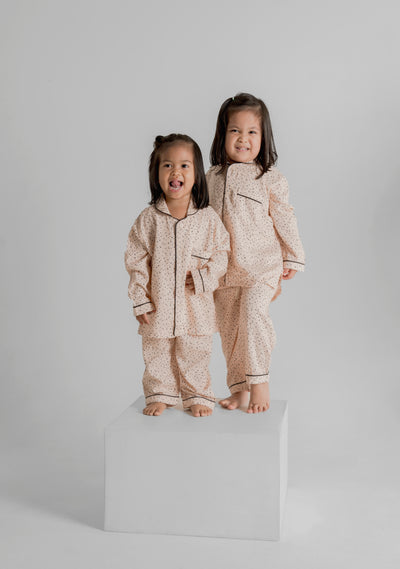 Praya Parigi Kids Long Sleeve Set in Peach Dots