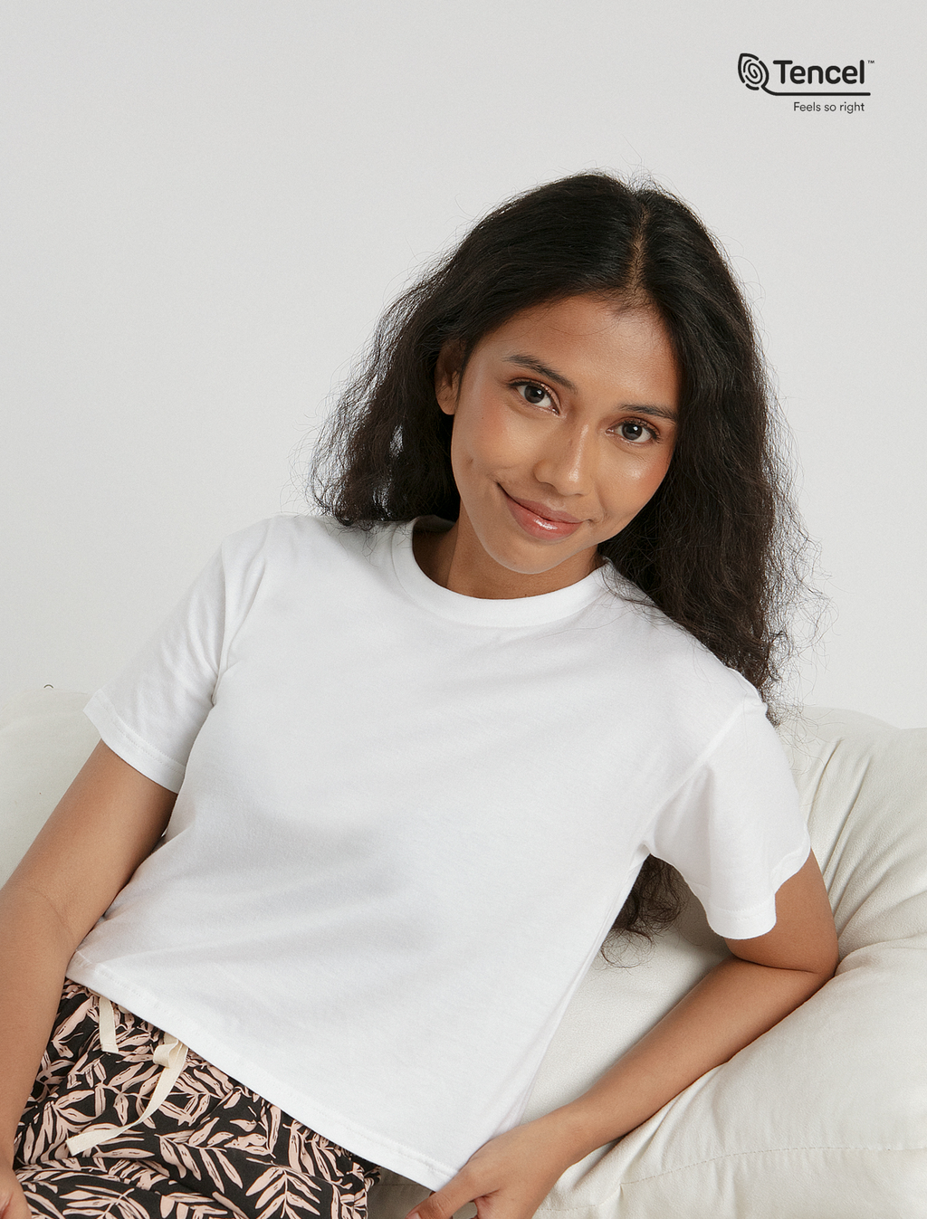 Baia Cropped T-shirt in White