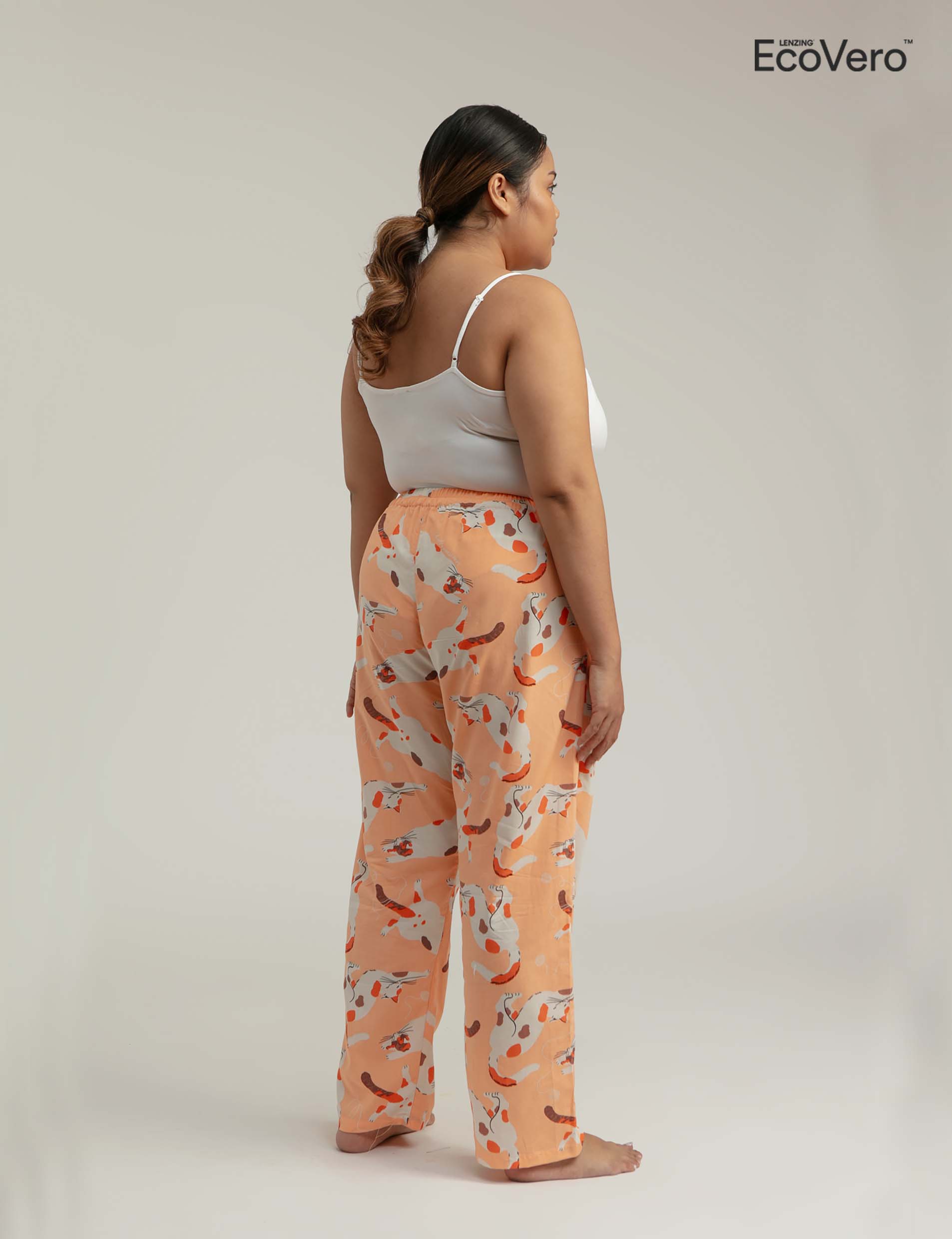 Gani Unisex Relax Pants in Peach Gembul