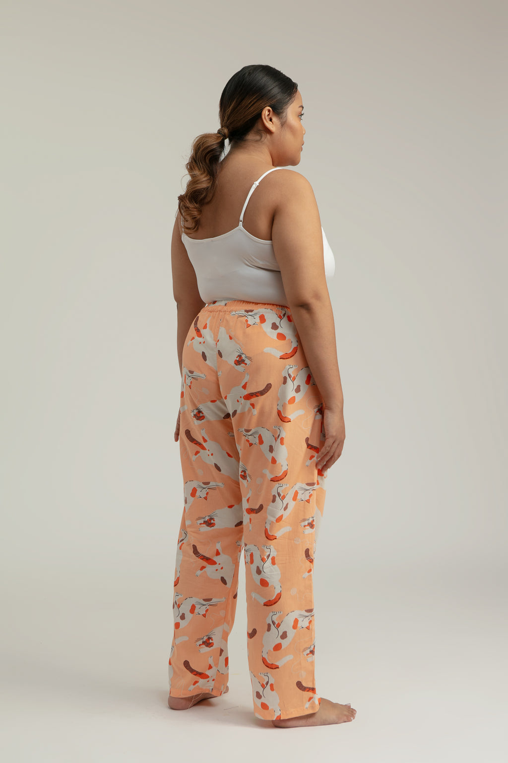 Gani Unisex Relax Pants in Peach Gembul