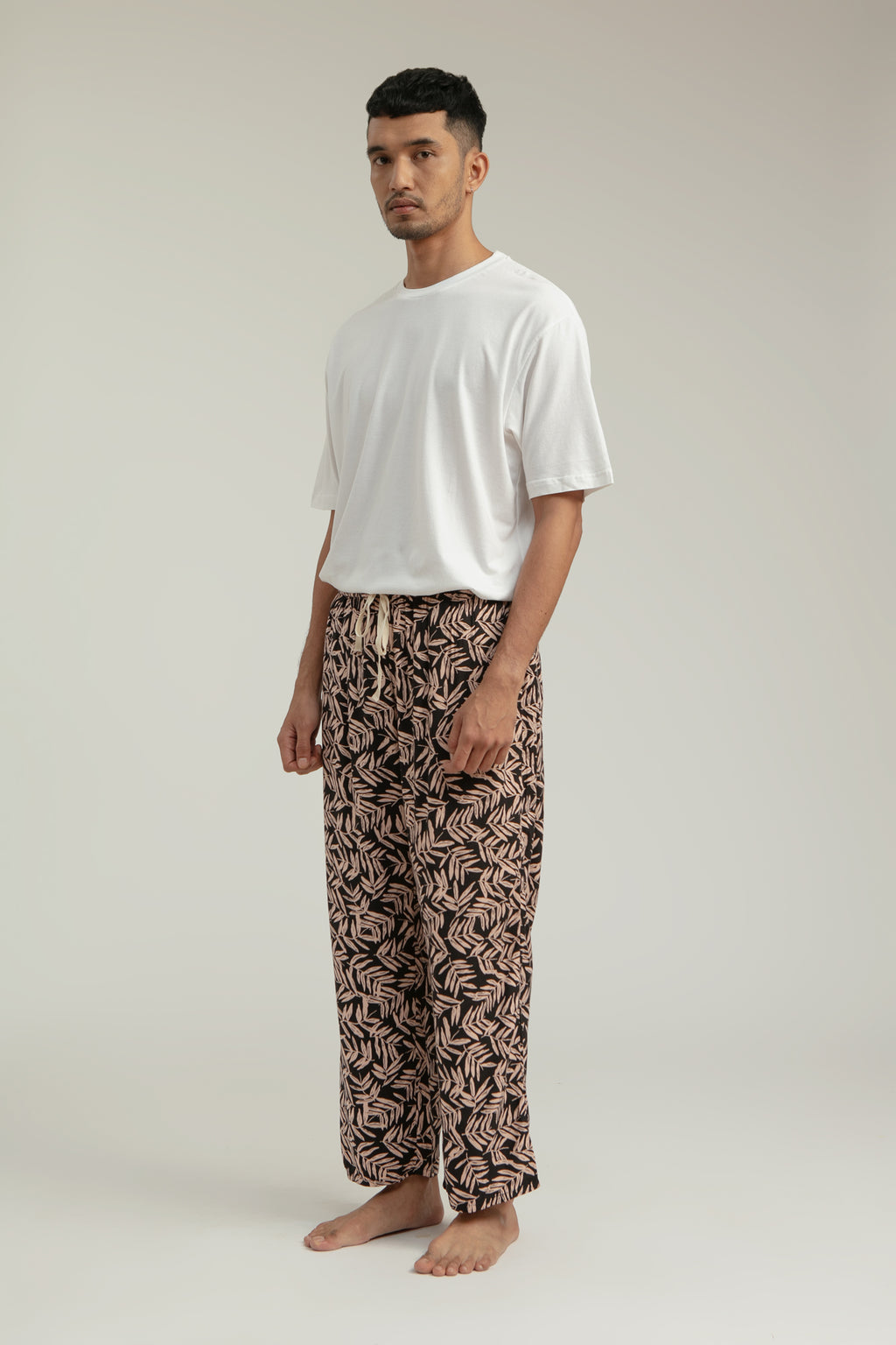 Gani Unisex Relax Pants in Black Bamboo