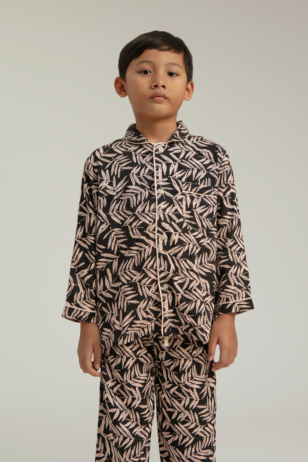 Praya Parigi Kids Long Sleeve Set in Black Bamboo