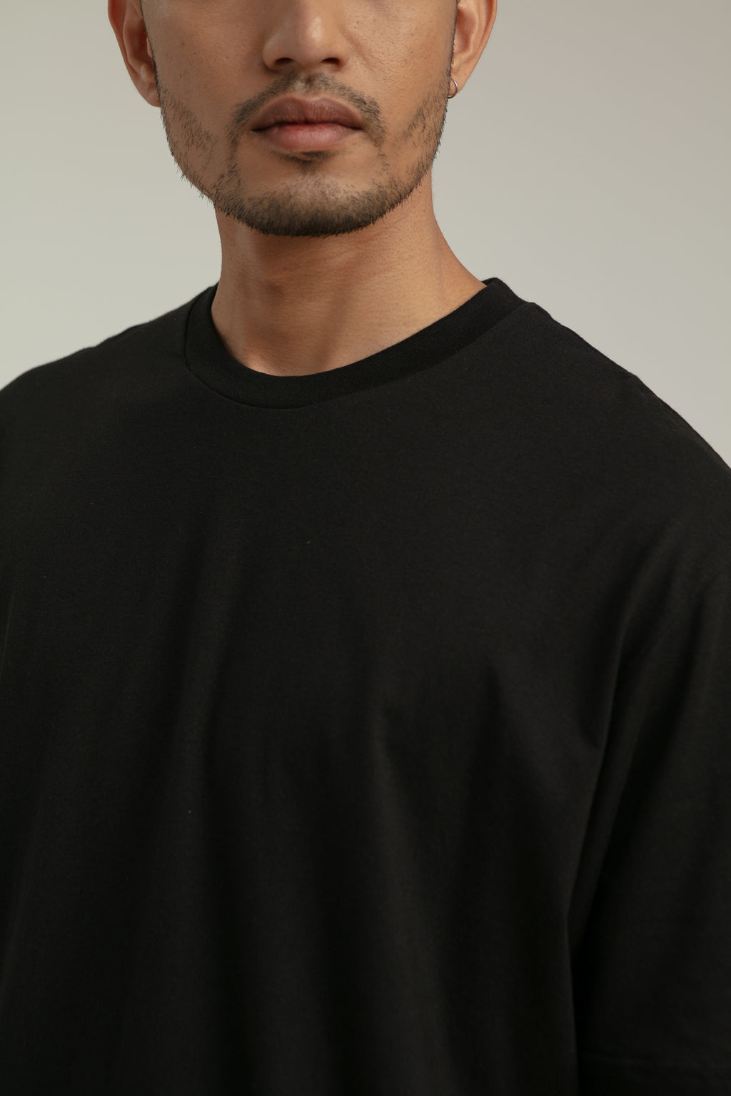 Bajo Unisex T-shirt in Black