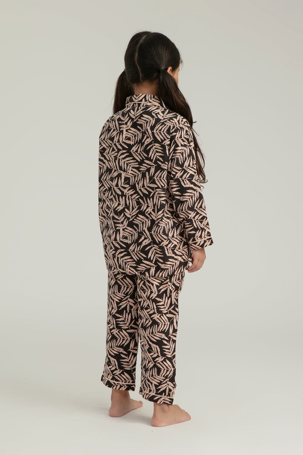 Praya Parigi Kids Long Sleeve Set in Black Bamboo