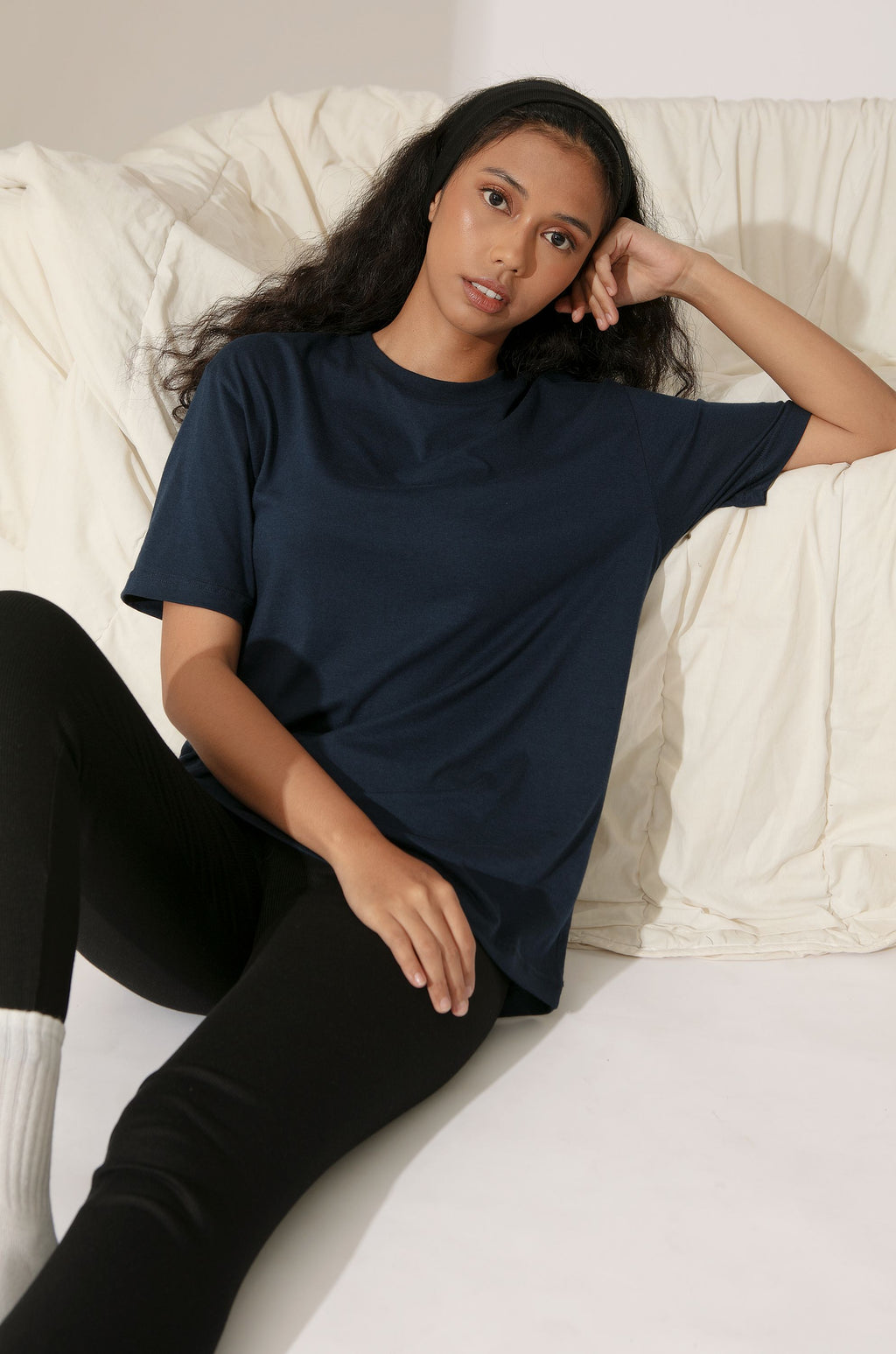 Bajo Unisex T-shirt in Navy