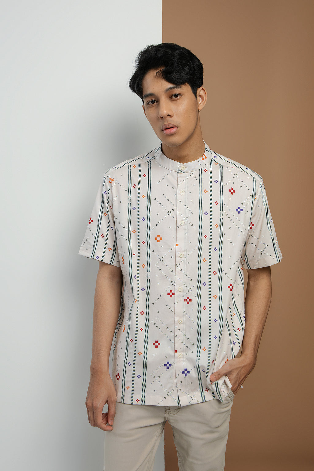 Paso Stand Collar Shirt in Bone Bajamba