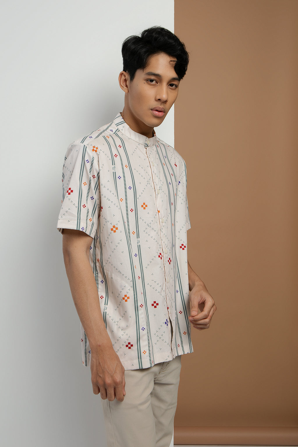 Paso Stand Collar Shirt in Bone Bajamba