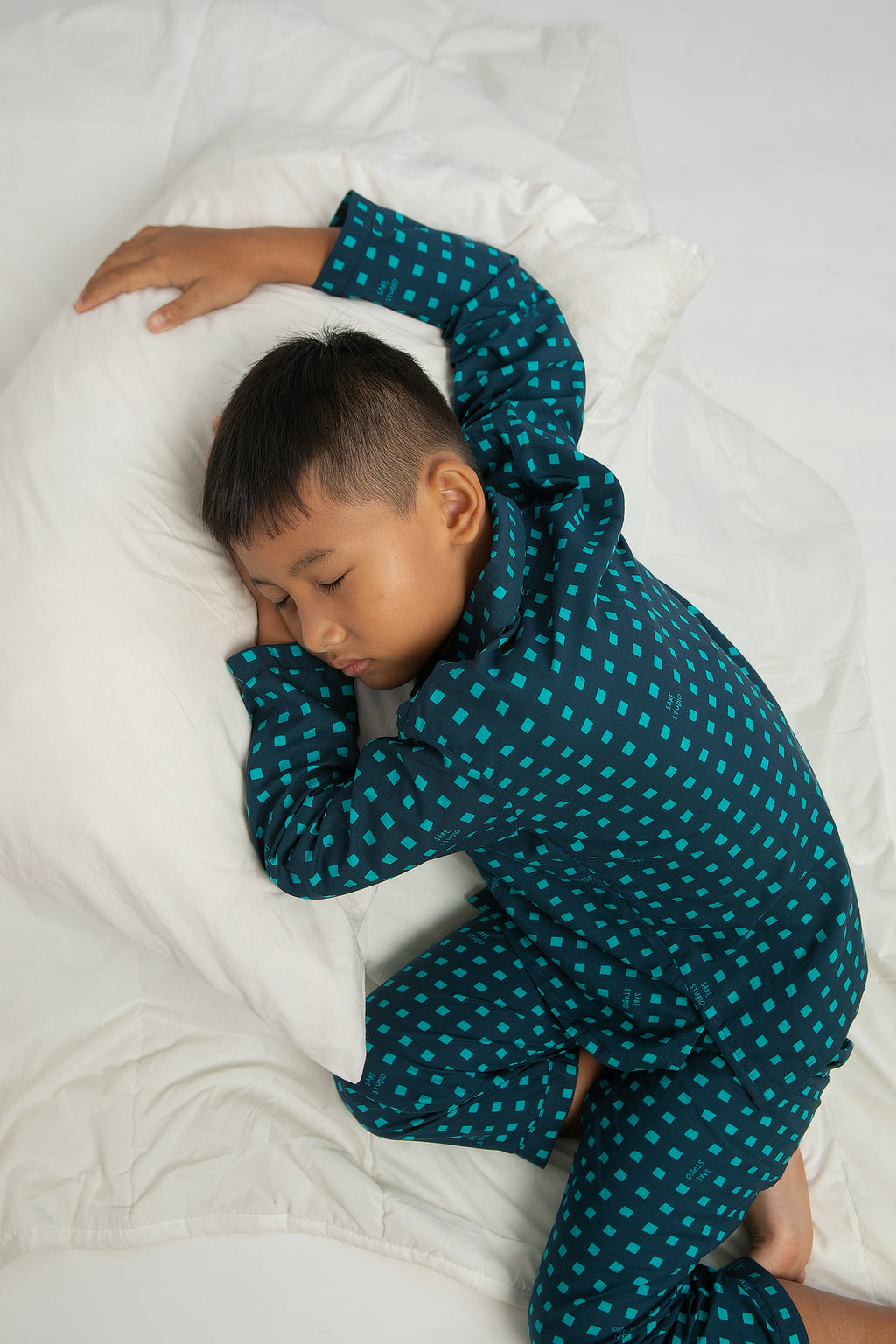 Praya Parigi Kids Long Sleeve Set in Tosca Dadu