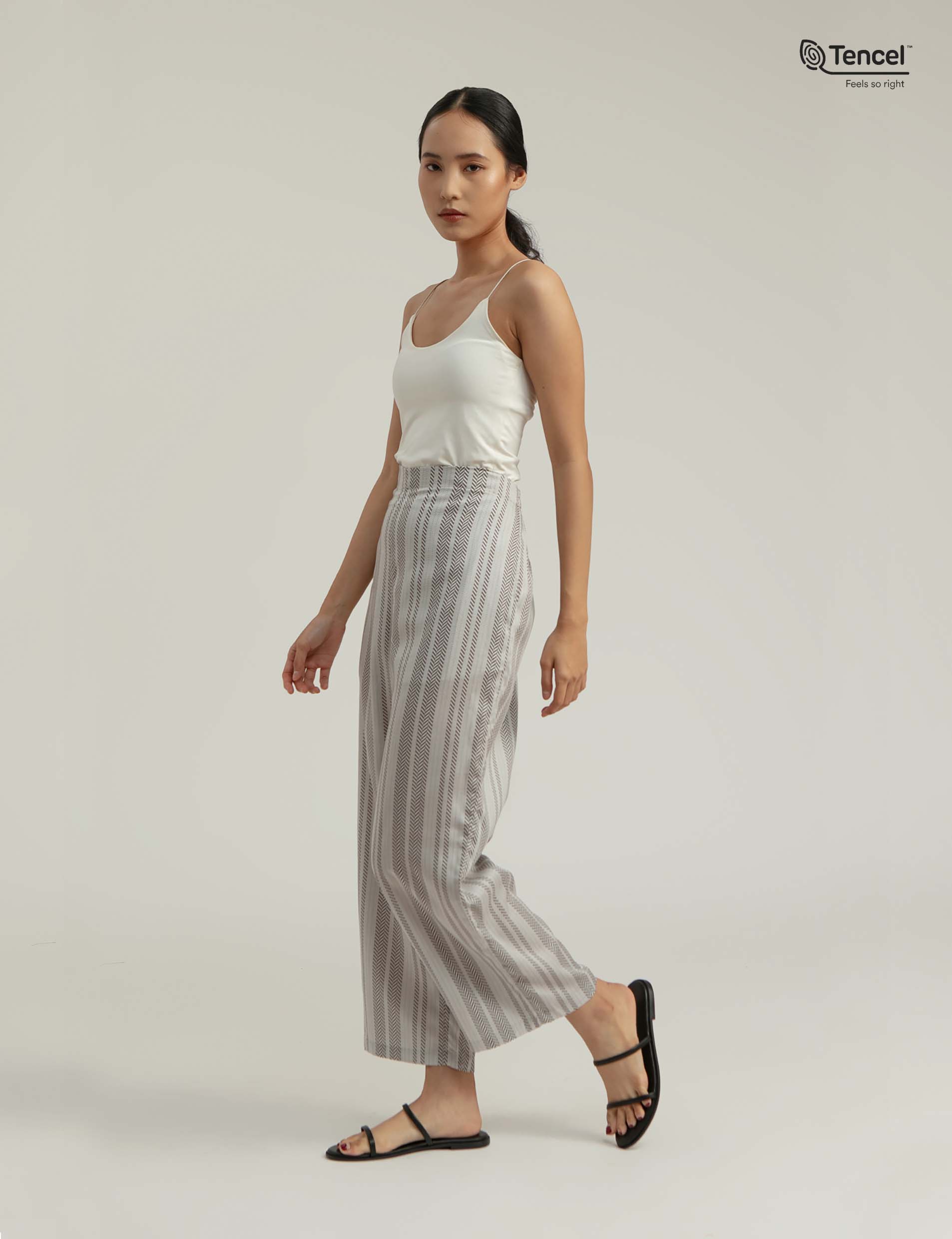 Loa High Waist Pants in Stone Woven