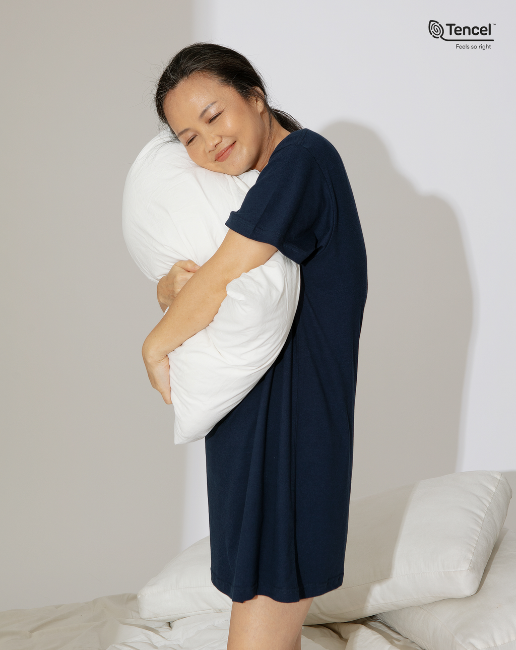 Maro T-Shirt Dress in Navy