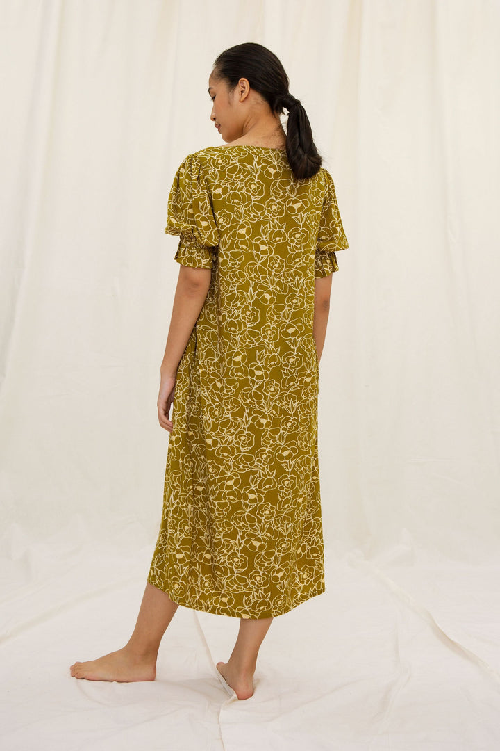 Lamalera Puff Sleeves Nightdress in Green Flower