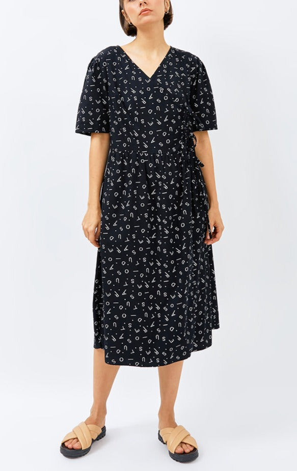 Daru Ribbon Dress in Black Monogram