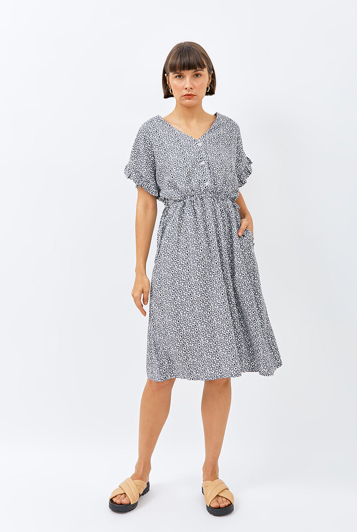 Gowa Frill Sleeve Dress in Grey Leopard